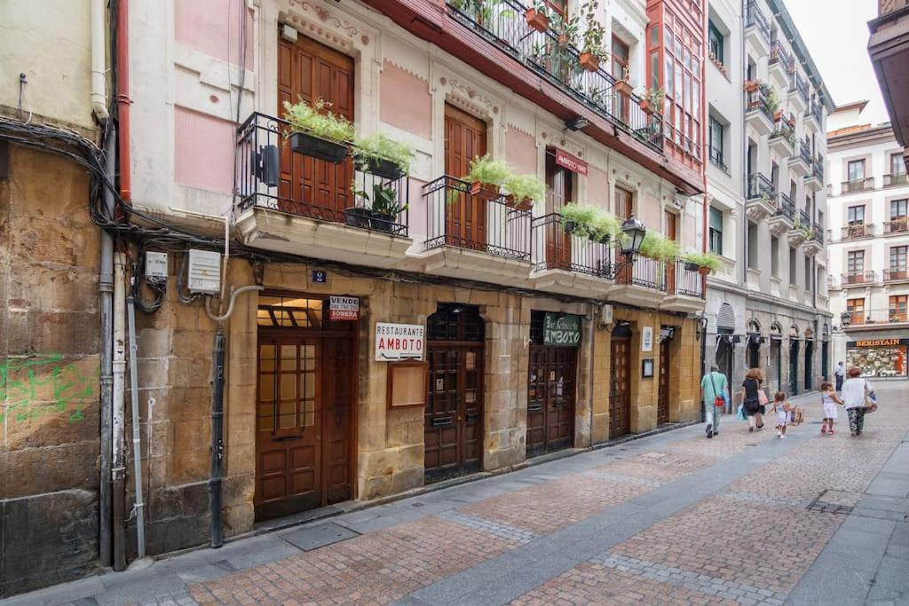 Cultura Y Gastronomia En El Casco Viejo Apartment Bilbao Exterior photo